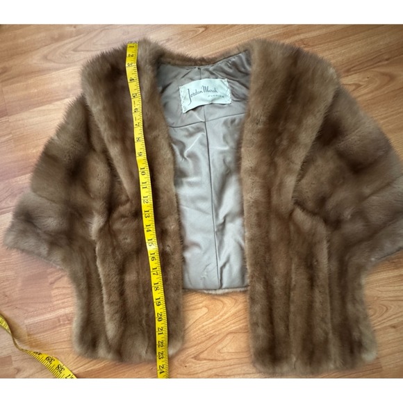 Vintage 1960's Jordan Marsh of Florida Real Mink Fur Shawl Pockets Silk Lining - Picture 14 of 16